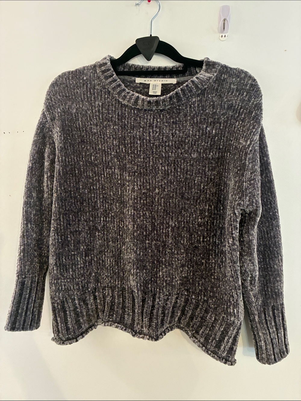 Max Studio Plush Boxy Chenille Crewneck Sweater Charcoal Gray Sz XS Comfy Warm